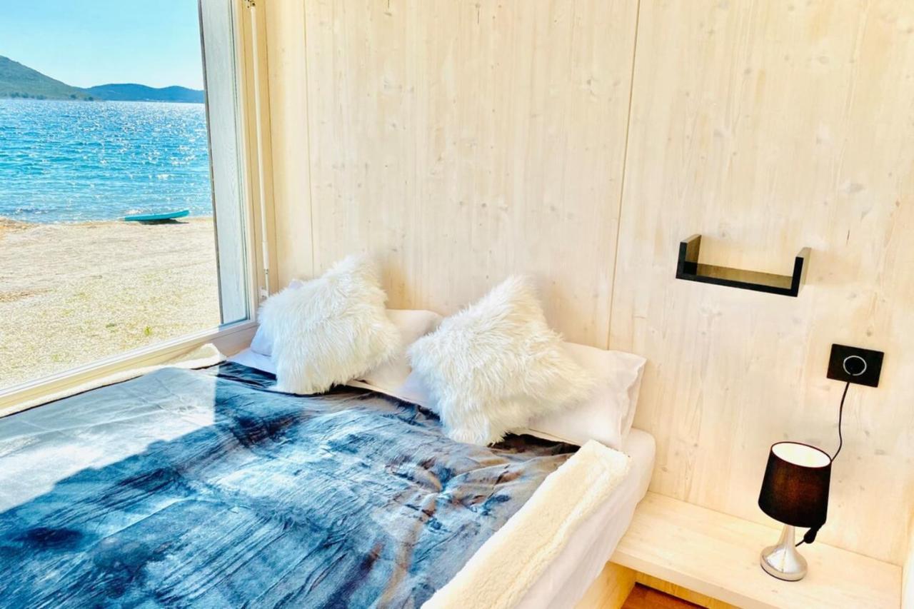 Buqez Eco Resort - Beach Villa 28 - Directly By Beach Drage Bagian luar foto