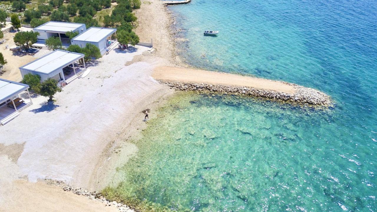 Buqez Eco Resort - Beach Villa 28 - Directly By Beach Drage Bagian luar foto