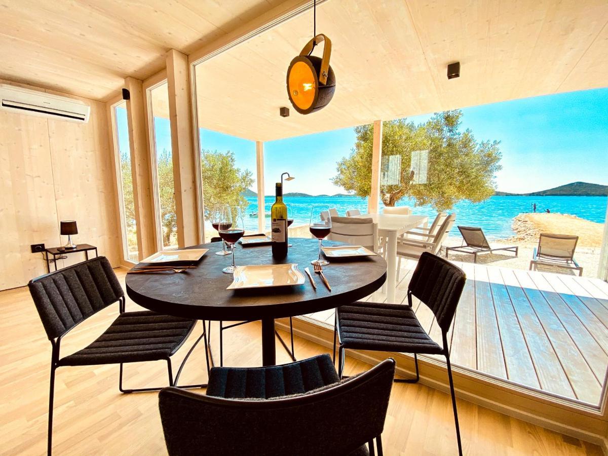 Buqez Eco Resort - Beach Villa 28 - Directly By Beach Drage Bagian luar foto